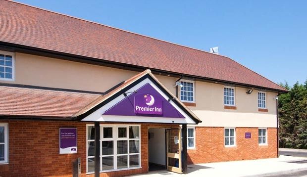 Premier Inn London Ruislip Bagian luar foto